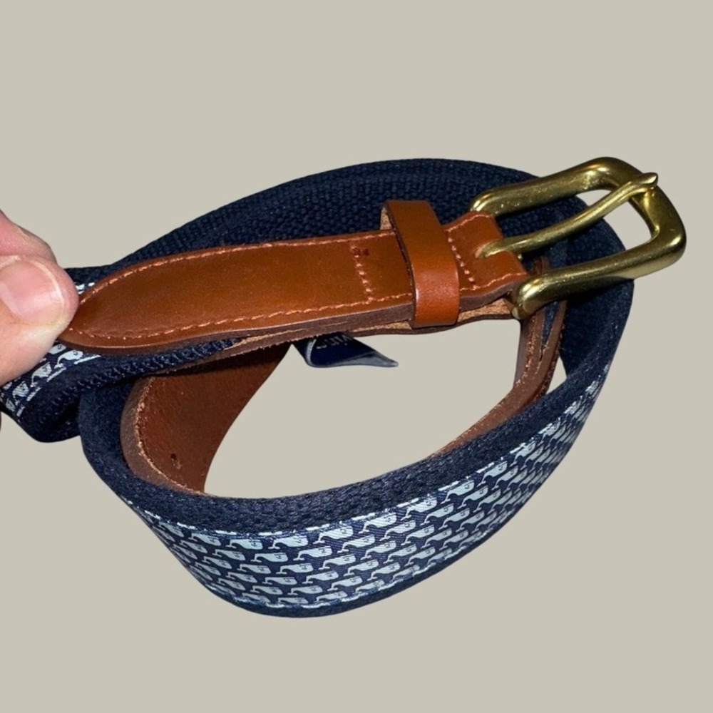 Vineyard Vines Mens Navy Blue Whale Logo Canvas Leather Club Belt Size 32 Brass